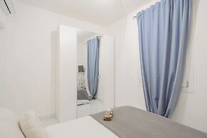 Luce Apartment by Rent all Como