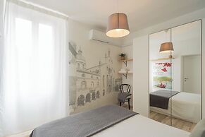 Old Court Hideaway by Rent all Como