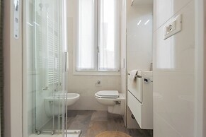 Old Court Hideaway by Rent all Como