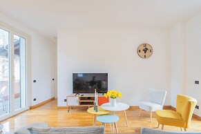 Ponente Balcony & Garden by Rent all Como