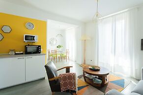 Romantic Pier by Rent all Como