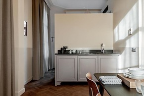 Metzlr House