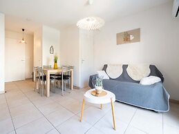Sunny Villa Stay in Serignan