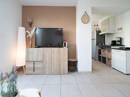 Sunny Villa Stay in Serignan