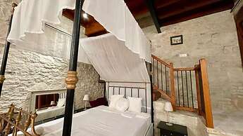 Juliet Studio Suite by TrulyCyprus