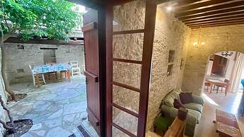 Juliet Studio Suite by TrulyCyprus