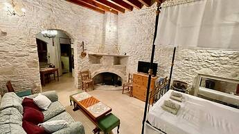 Juliet Studio Suite by TrulyCyprus