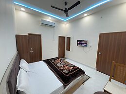 It's Braj Raj Home Stay