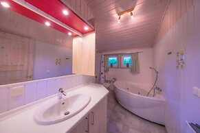 Ferienhaus mit Sauna im Ferienpark Mirow