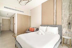 Modern Studio With Rooftop Pool and gym in JVC