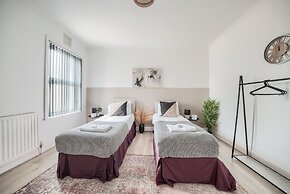 Sleeps7-pet&familyfriendly With Parking