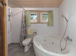 Ferienhaus mit Sauna im Ferienpark Mirow