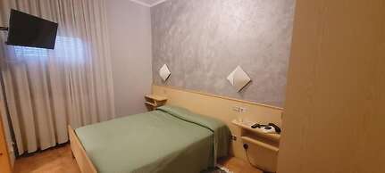 HOTEL PARADISO