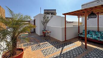 DAR TAHAR