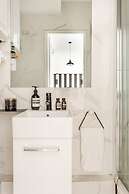 Reva Suites
