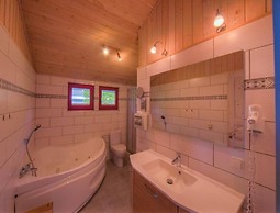 Ferienhaus mit Sauna im Ferienpark Mirow