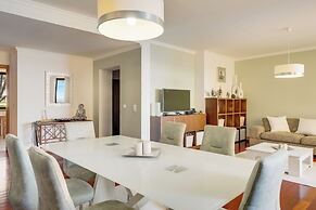 IVIS Home By HR Madeira