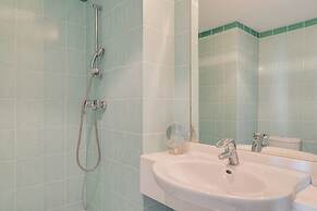 IVIS Home By HR Madeira