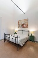 KleoSuites