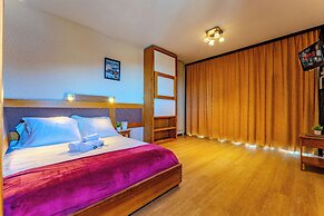 Club Hotel 1650