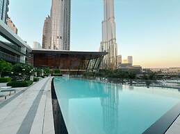 One Lux Stay Grande Signature Residences