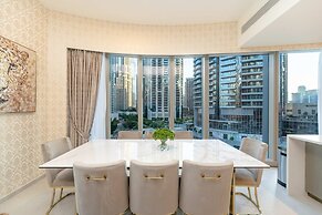 One Lux Stay Grande Signature Residences