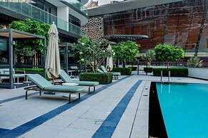 One Lux Stay Grande Signature Residences