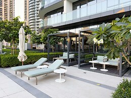 One Lux Stay Grande Signature Residences