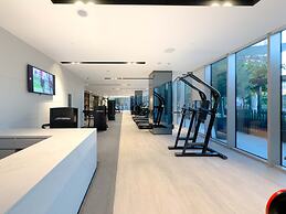 One Lux Stay Grande Signature Residences