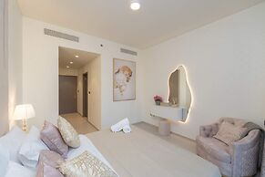 One Lux Stay Grande Signature Residences