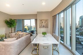 One Lux Stay Grande Signature Residences