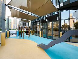 One Lux Stay Grande Signature Residences