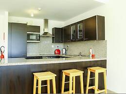 Spacious Apartment Retreat