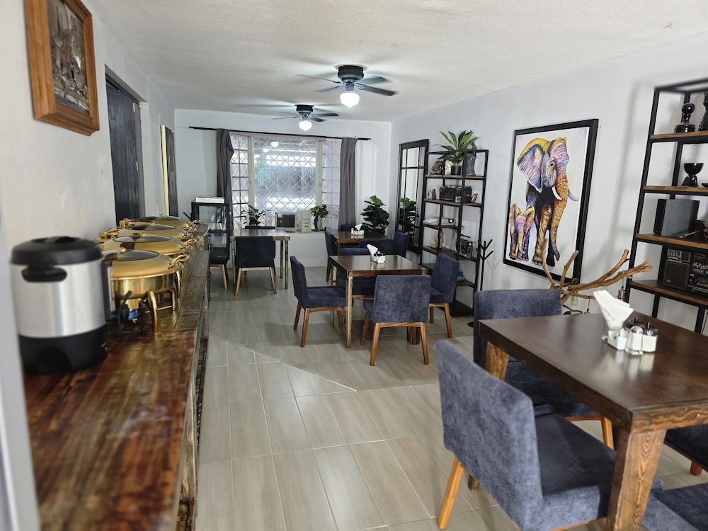 Venator House Boutique 113