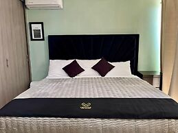 Venator House Boutique 113