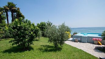 Villa Lydia in Padenghe sul Garda