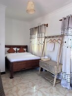 AMORA HOMESTAY