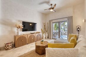 Casa Nima by Lumina