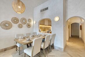Casa Nima by Lumina