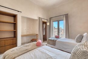 Casa Nima by Lumina