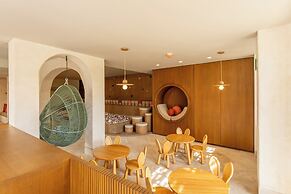 Casa Nima by Lumina