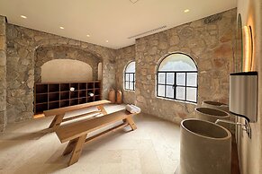 Casa Nima by Lumina