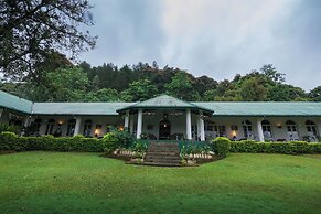 Kudaoya Bungalow by Lalan Leisure
