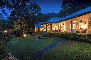 Kudaoya Bungalow by Lalan Leisure