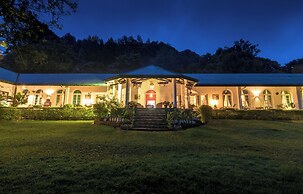Kudaoya Bungalow by Lalan Leisure