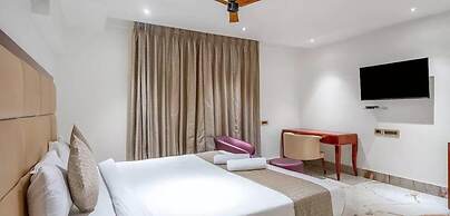 HOTEL CHUTNEYS