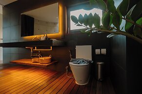 Vows Villa Beachfront