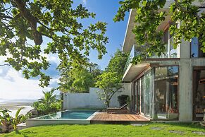 Vows Villa Beachfront