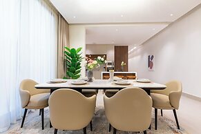 Amber Hospitality - BLVD