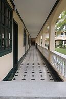 La Planta Hotel and Restaurant